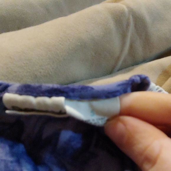 Roxy Girl Blouse - Picture 2 of 5